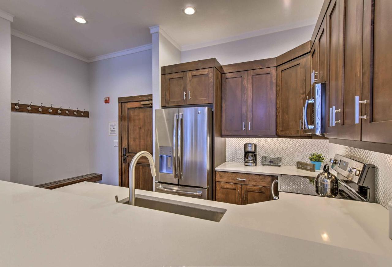 Slopeside Solitude Condo - Walk To Ski Lifts! Exterior photo
